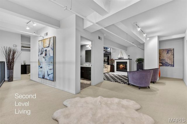 915 Olive Street 1605, St Louis, MO 63101