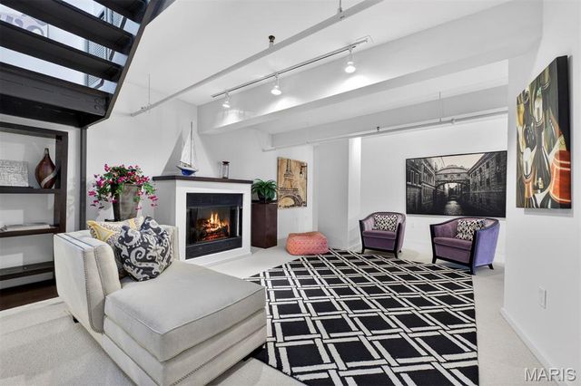 915 Olive Street 1605, St Louis, MO 63101