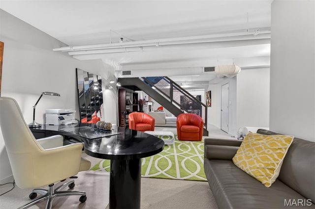 915 Olive Street 1605, St Louis, MO 63101