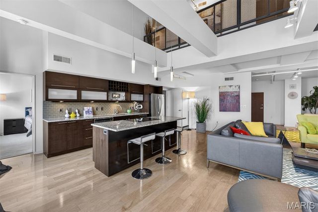 915 Olive Street 1605, St Louis, MO 63101