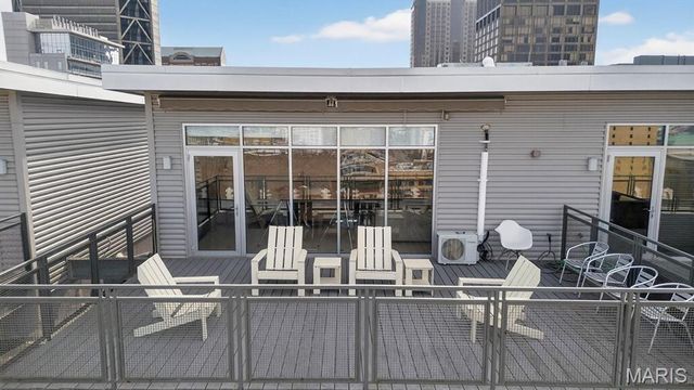 915 Olive Street 1605, St Louis, MO 63101