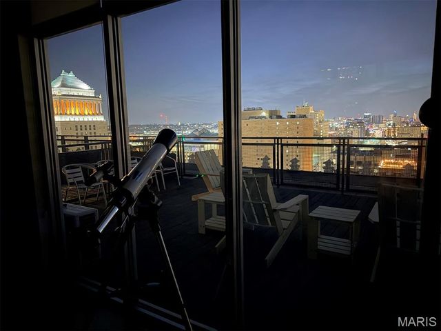 915 Olive Street 1605, St Louis, MO 63101