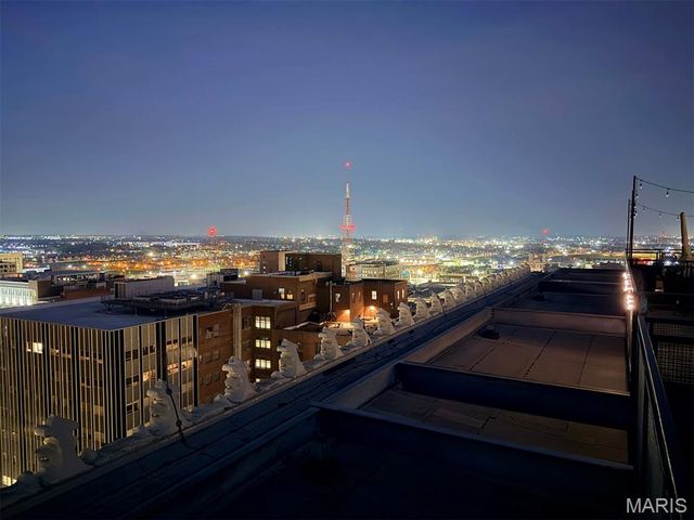 915 Olive Street 1605, St Louis, MO 63101