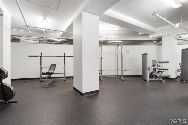 915 Olive Street 1605, St Louis, MO 63101