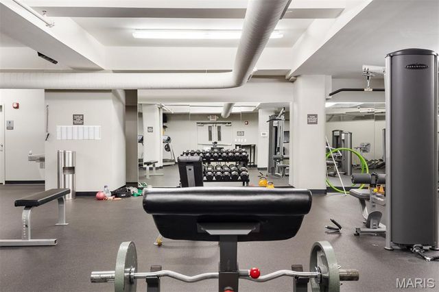 915 Olive Street 1605, St Louis, MO 63101