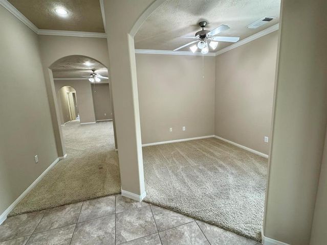 55 E Kentwick Place, Conroe, TX 77384