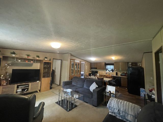 123 Washington Ave, Camden, TN 38320