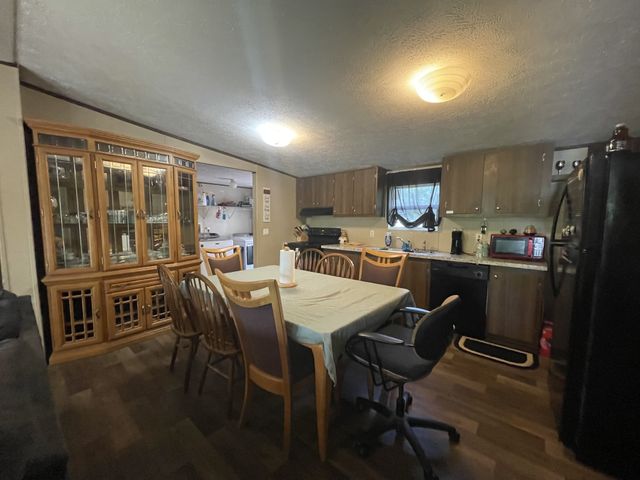 123 Washington Ave, Camden, TN 38320