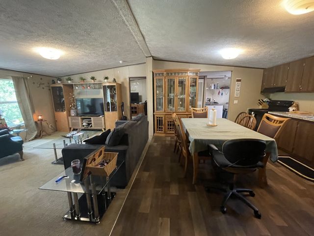 123 Washington Ave, Camden, TN 38320