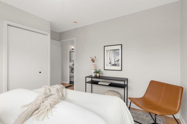 518 10th Avenue NW, New Brighton, MN 55112