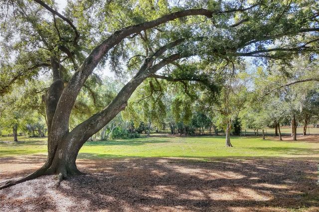 ISLAND WAY, Winter Haven, FL 33884