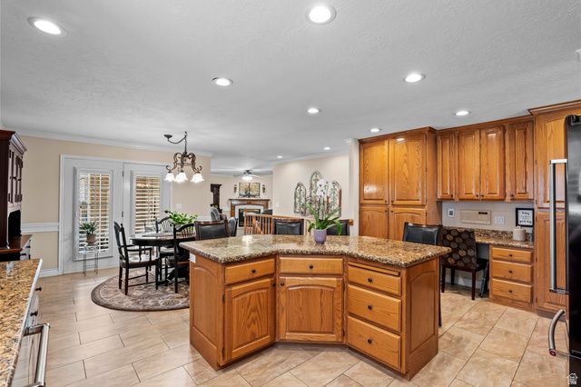 10142 S CORNERSTONE DR, South Jordan, UT 84095