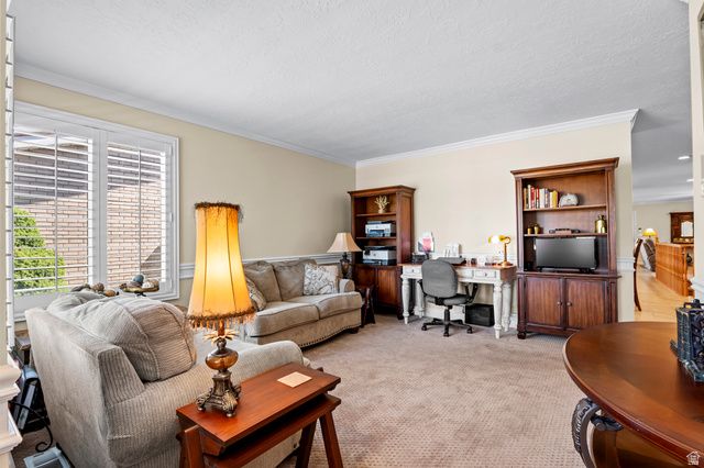 10142 S CORNERSTONE DR, South Jordan, UT 84095