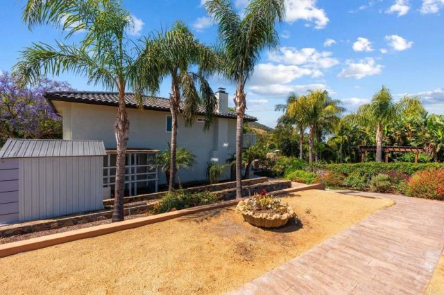 20063 Elfin Forest Lane, Escondido, CA 92029