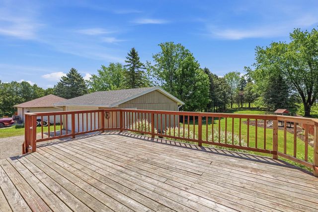 429 Center AVENUE, Oostburg, WI 53070
