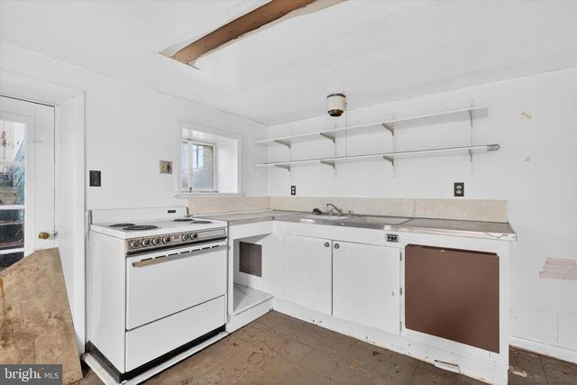 2500 DOEHNE RD, Harrisburg, PA 17110