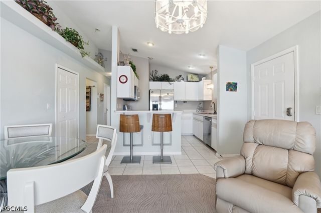 3603 SE 10th AVE 203, Cape Coral, FL 33904