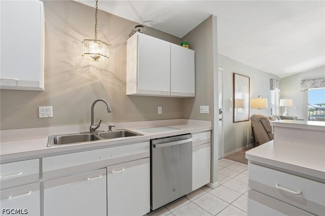 3603 SE 10th AVE 203, Cape Coral, FL 33904