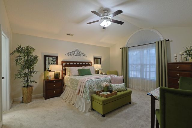 469 Oakham Dr., Conway, SC 29527