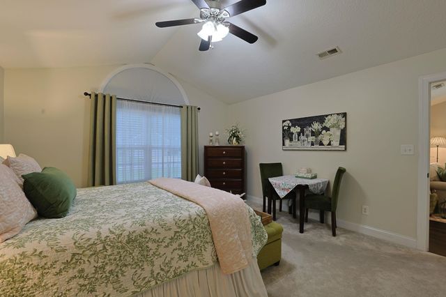 469 Oakham Dr., Conway, SC 29527