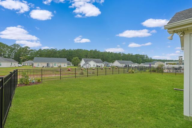 469 Oakham Dr., Conway, SC 29527