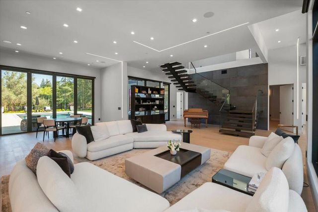 14920 Sobey Road, Saratoga, CA 95070