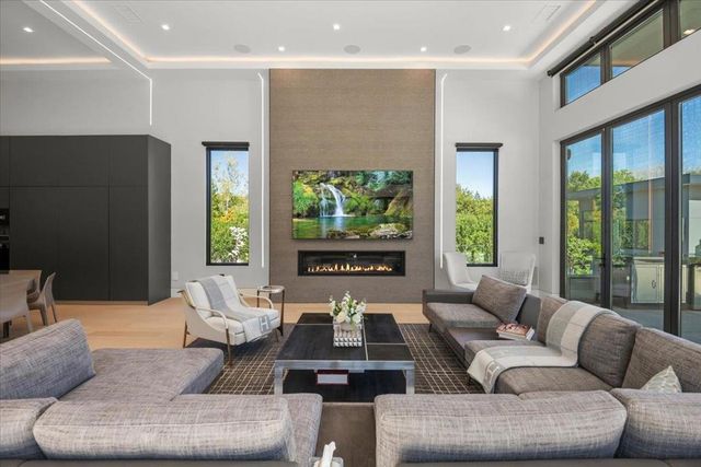 14920 Sobey Road, Saratoga, CA 95070