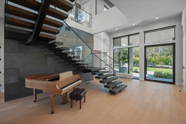 14920 Sobey Road, Saratoga, CA 95070