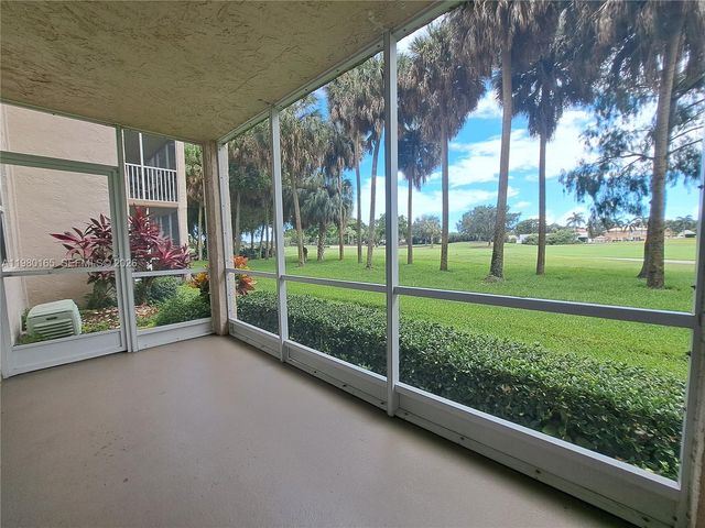250 Jacaranda Dr 109, Plantation, FL 33324