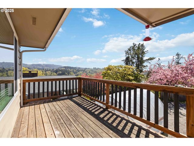 106 DIXIE Ln, Longview, WA 98632