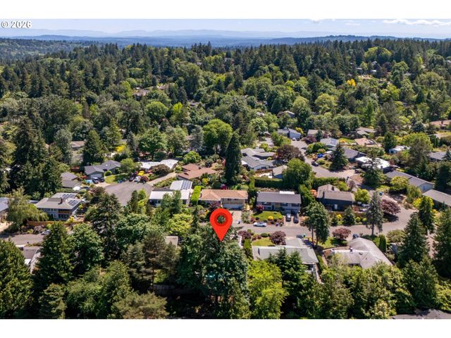 2911 Sw PLUM Ct, Portland, OR 97219