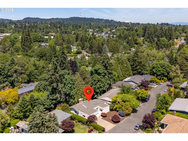 2911 Sw PLUM Ct, Portland, OR 97219