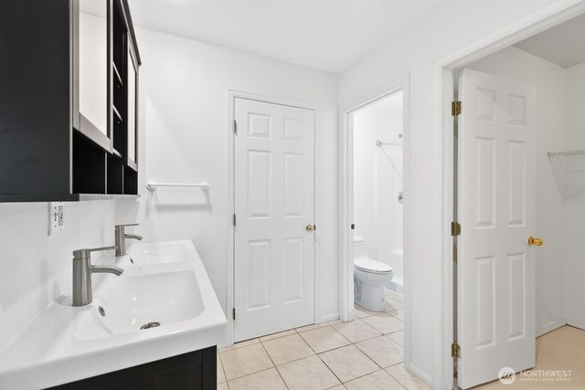 6814 119th Avenue SE, Bellevue, WA 98006