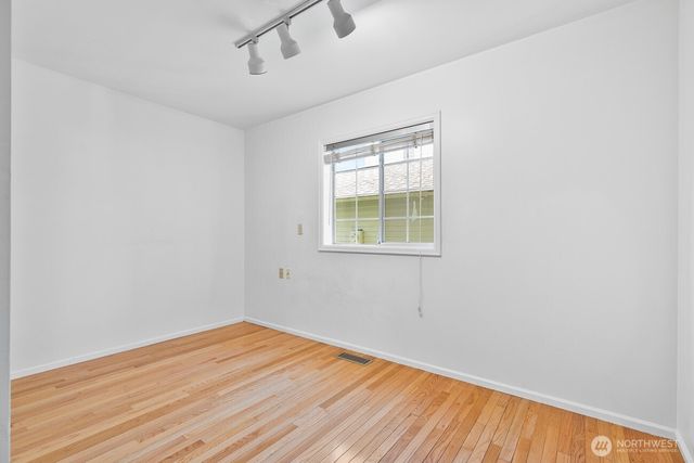 6814 119th Avenue SE, Bellevue, WA 98006