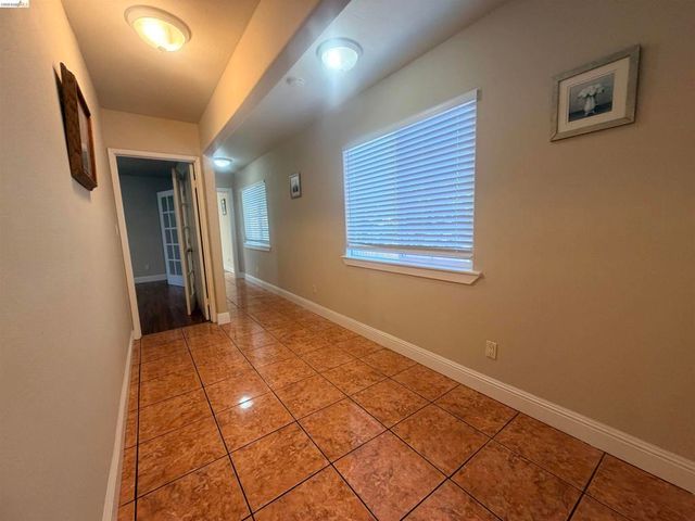 534 22Nd St, Richmond, CA 94801
