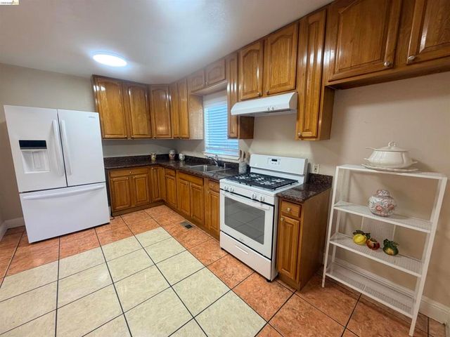 534 22Nd St, Richmond, CA 94801