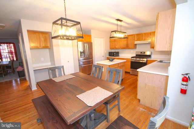 35 JONQUIL WAY, Sicklerville, NJ 08081