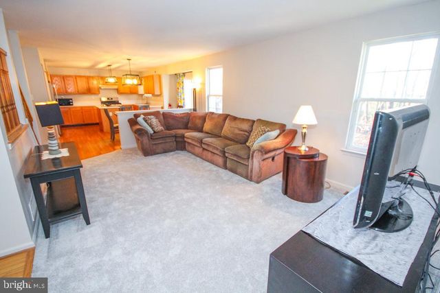 35 JONQUIL WAY, Sicklerville, NJ 08081