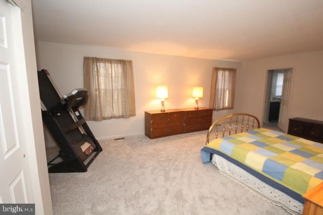 35 JONQUIL WAY, Sicklerville, NJ 08081