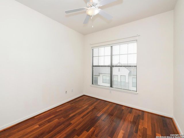 7342 Oak Manor Dr Apt 1303, San Antonio, TX 78229