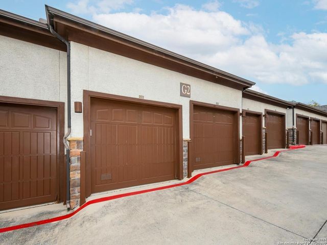 7342 Oak Manor Dr Apt 1303, San Antonio, TX 78229