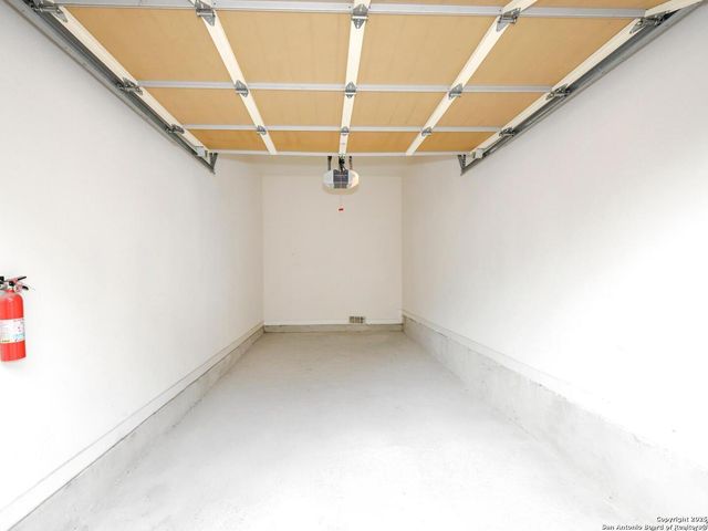 7342 Oak Manor Dr Apt 1303, San Antonio, TX 78229