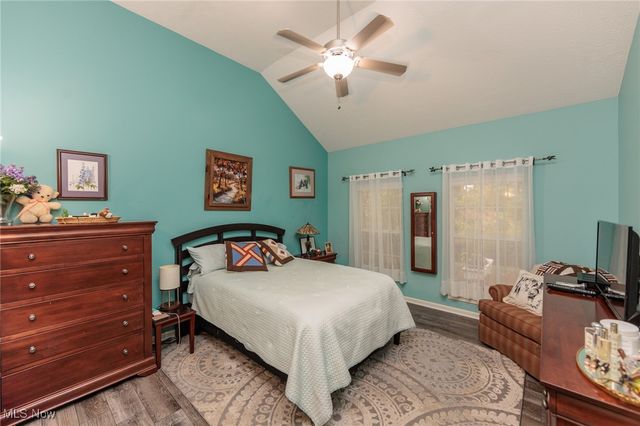 5277 Spruce Pointe Lane, Brunswick, OH 44212