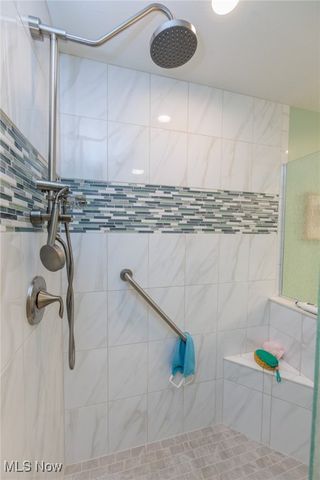 5277 Spruce Pointe Lane, Brunswick, OH 44212