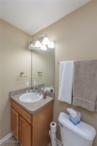 5277 Spruce Pointe Lane, Brunswick, OH 44212