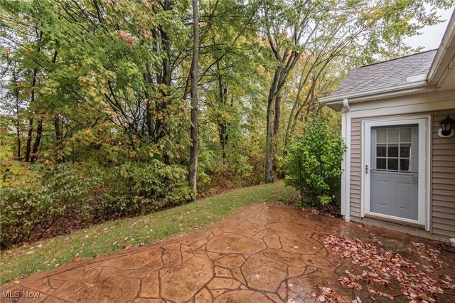 5277 Spruce Pointe Lane, Brunswick, OH 44212