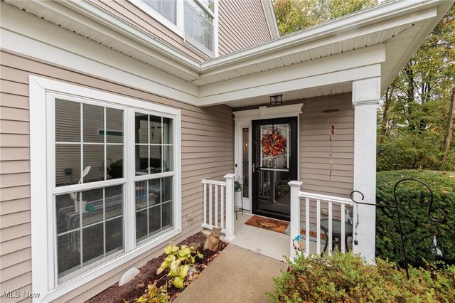 5277 Spruce Pointe Lane, Brunswick, OH 44212