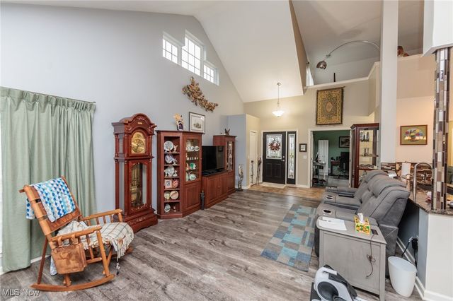 5277 Spruce Pointe Lane, Brunswick, OH 44212