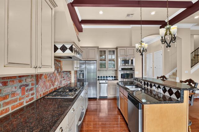 18 Beaux Rivages Drive, Shreveport, LA 71106