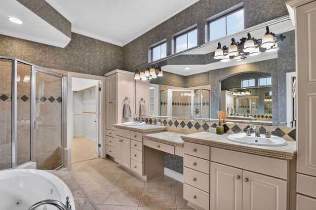 18 Beaux Rivages Drive, Shreveport, LA 71106